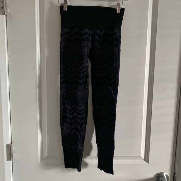 Lululemon Ebb To Street Pants Size 6/8 - Picture 1 of 8